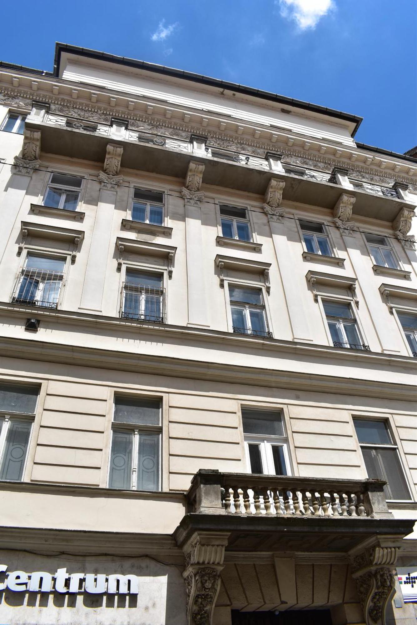 Libra Grande Venetian Style Apartment Budapest Exterior photo